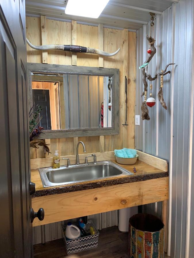 Bed and Breakfast Fox Pass Cabins Hot Springs Exterior foto