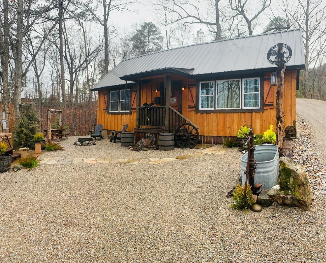 Bed and Breakfast Fox Pass Cabins Hot Springs Exterior foto