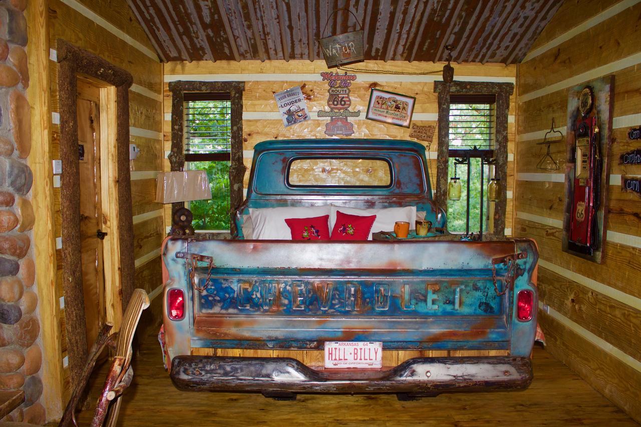 Bed and Breakfast Fox Pass Cabins Hot Springs Exterior foto